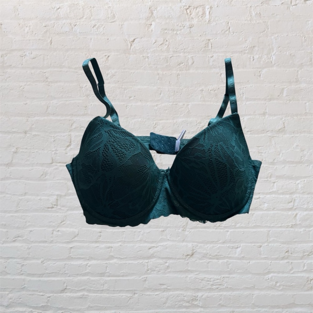 ๐ Danskin Intimates light push up lace accent bra in teal